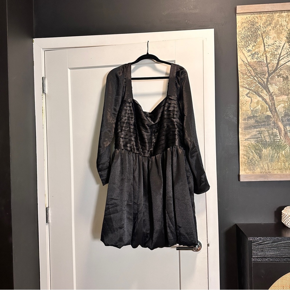 Abercrombie bubble hem dress